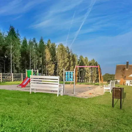 Awesome Apartment In Sorkwity With Sauna Apartmán